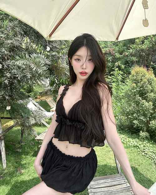นีนี่ ชญาพัชร์ เน็ตไอดอลสาวลูกครึ่งไทย-ไต้หวัน